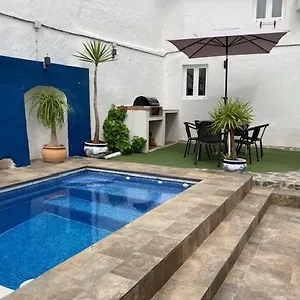 Traditional Village House With Private Pool In Сasa de vacaciones